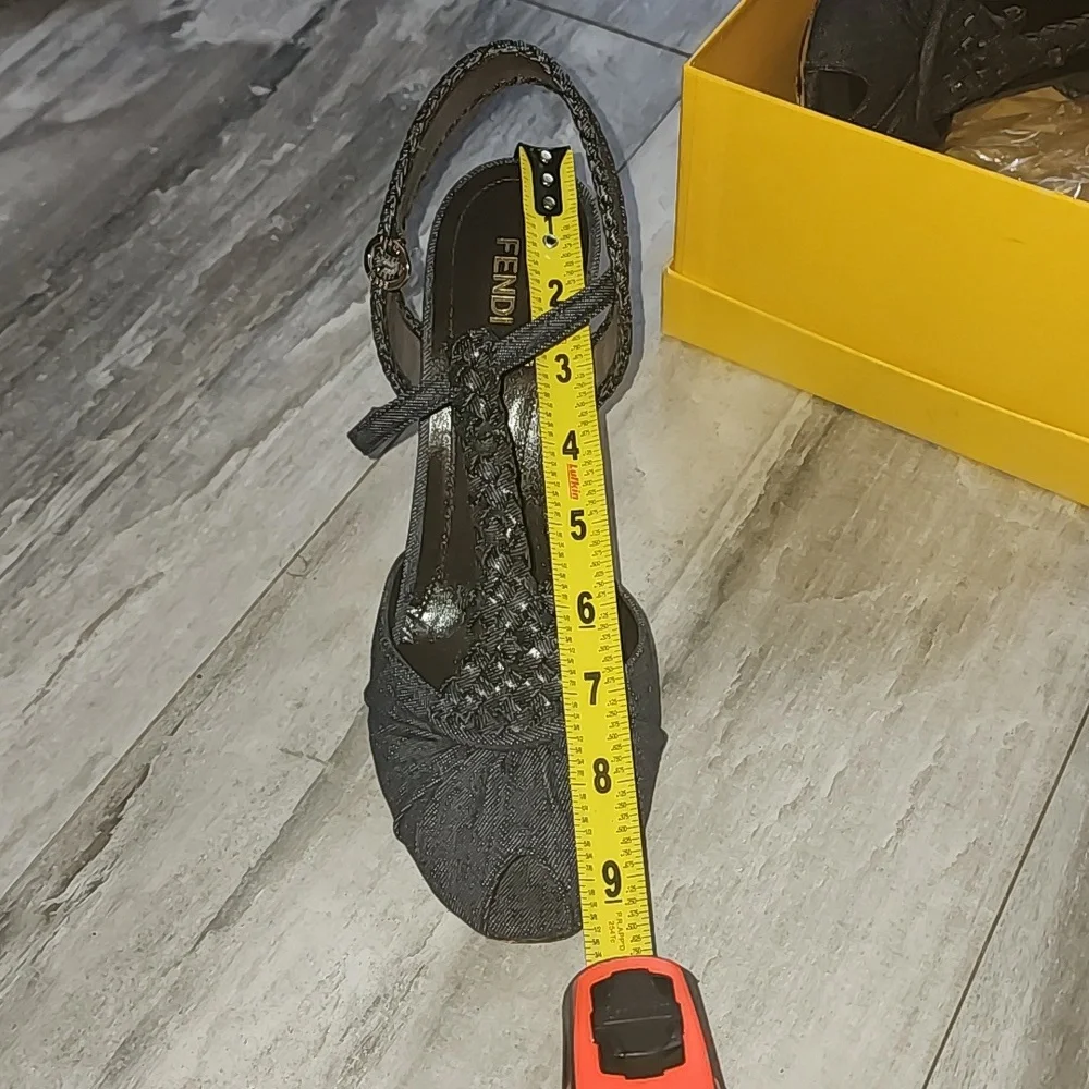 Fendi T-Strap Sandals - Picture 12 of 13